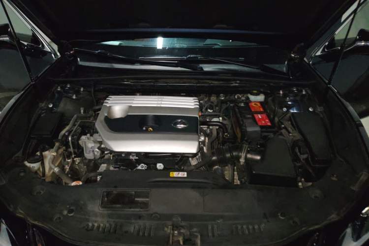 Used Lexus ES 2020 200 Excellence Edition Engine Bay