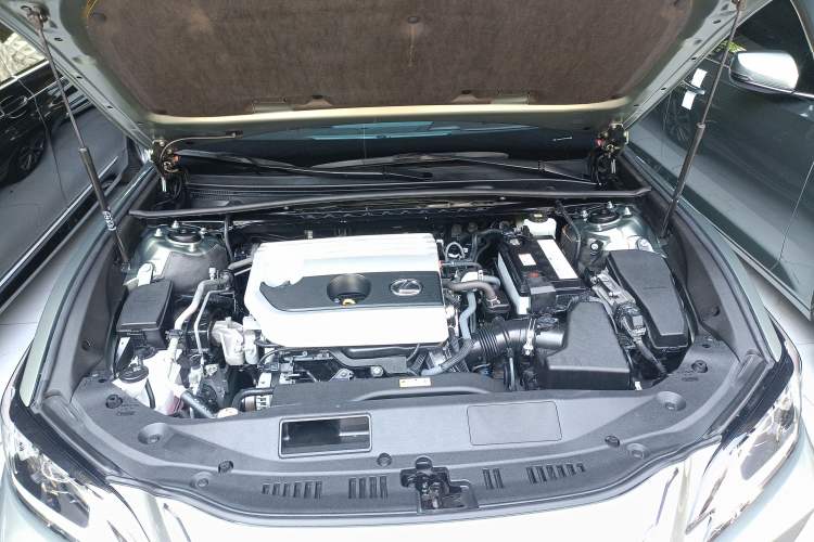 Used Lexus ES 2020 200 Excellence Edition Engine Bay