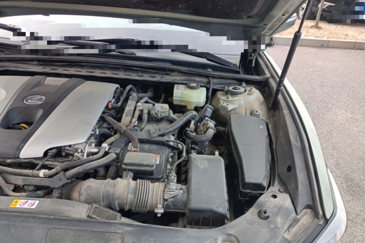 Used Lexus ES 2020 300h Deluxe Edition Engine Bay Left