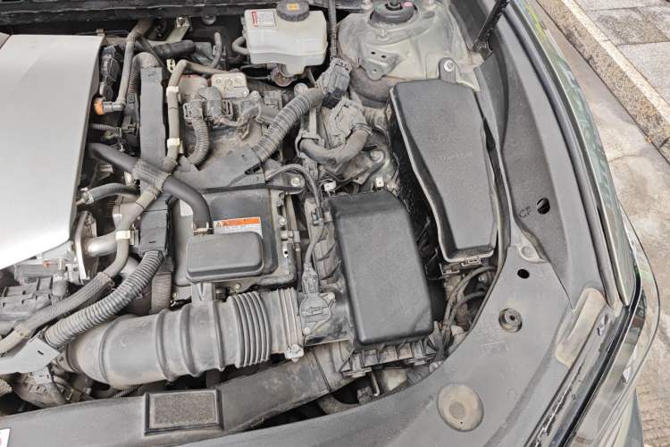 Used Lexus ES 2020 300h Premier Edition Engine Bay Left