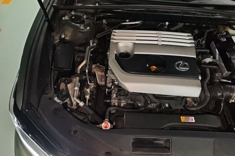 Used Lexus ES 2020 200 Excellence Edition Engine Bay Right