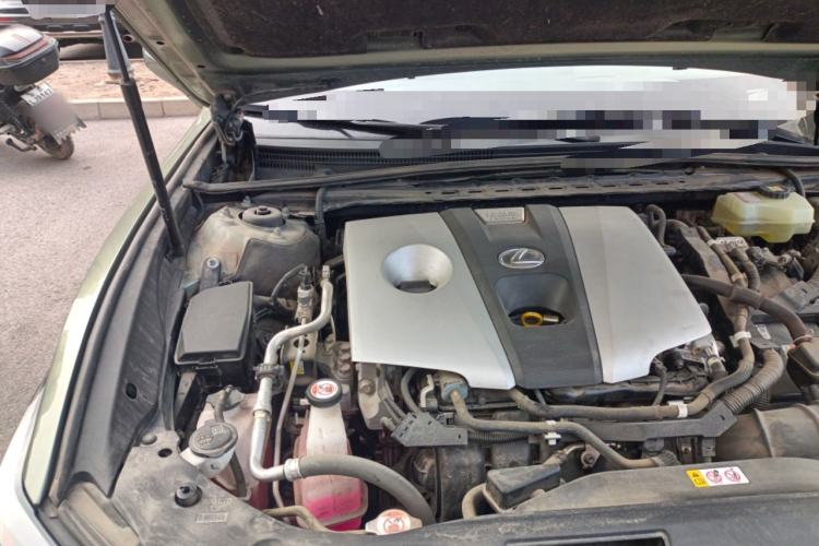 Used Lexus ES 2020 300h Deluxe Edition Engine Bay Right