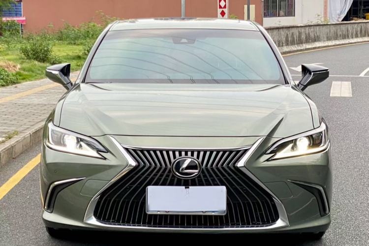 Used Lexus ES 2020 200 Excellence Edition Exterior 5