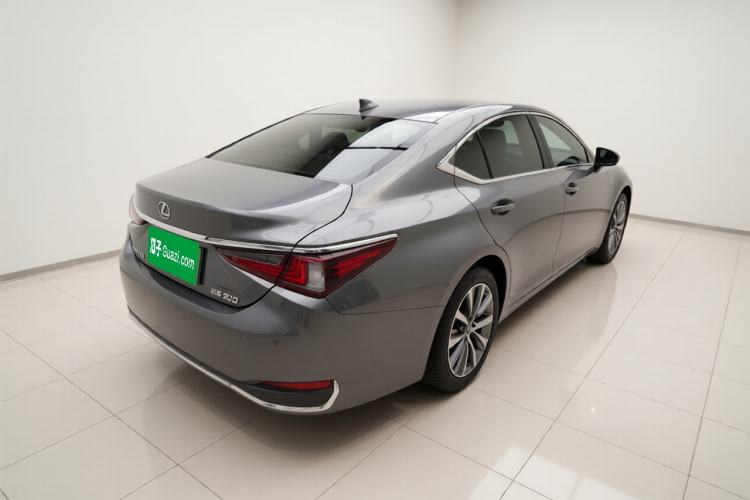 Used Lexus ES 2020 200 Excellence Edition Exterior 5
