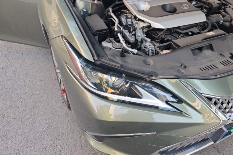 Used Lexus ES 2020 200 Excellence Edition Exterior 6