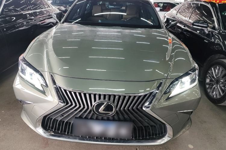 Used Lexus ES 2020 200 Excellence Edition Front