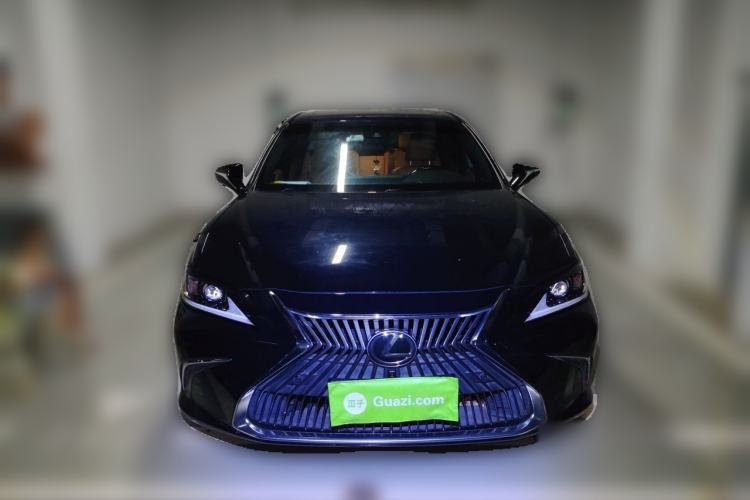 Used Lexus ES 2020 200 Excellence Edition Front
