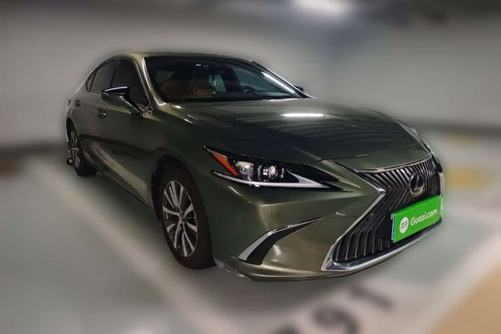 Used Lexus ES 2020 200 Excellence Edition Front Right 45 Deg