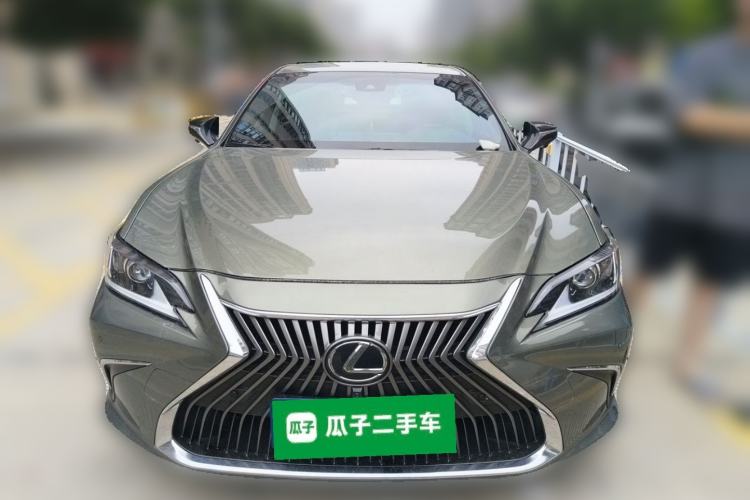 Used Lexus ES 2020 200 Excellence Edition Front