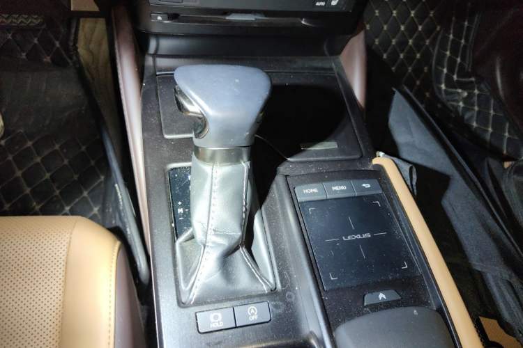 Used Lexus ES 2020 200 Excellence Edition Gear Lever