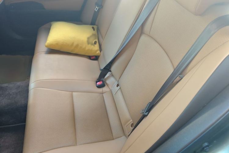Used Lexus ES 2020 200 Excellence Edition Interior 4