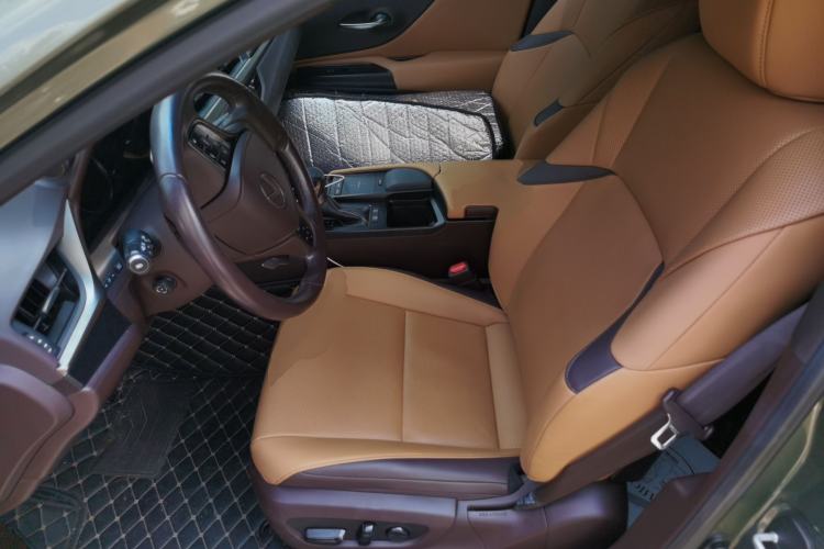 Used Lexus ES 2020 200 Excellence Edition Left Front Seat