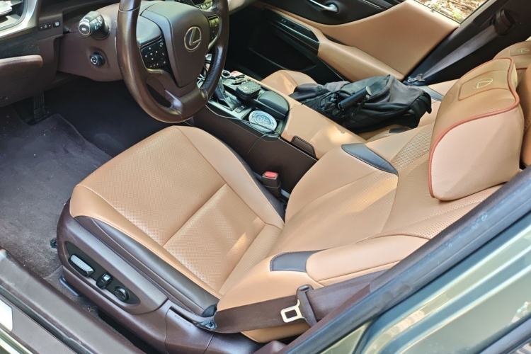 Used Lexus ES 2020 200 Excellence Edition Left Front Seat