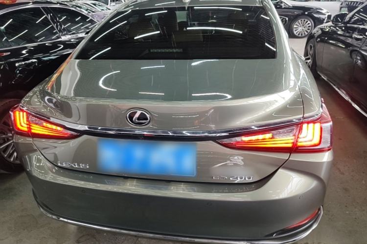 Used Lexus ES 2020 200 Excellence Edition Rear