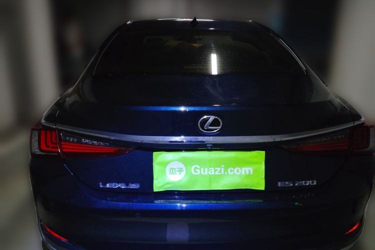 Used Lexus ES 2020 200 Excellence Edition Rear