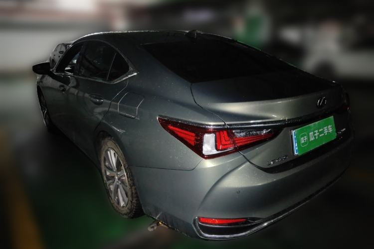 Used Lexus ES 2020 200 Excellence Edition Rear Left 45 Deg