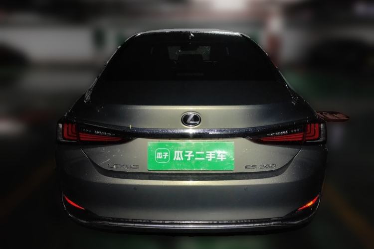 Used Lexus ES 2020 200 Excellence Edition Rear