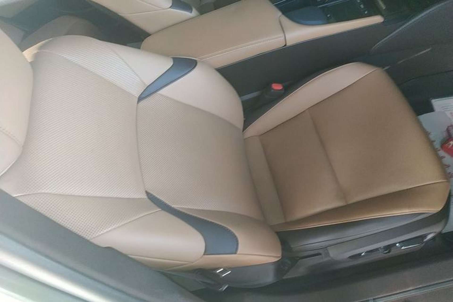 Used Lexus ES 2020 200 Excellence Edition Right Front Seat