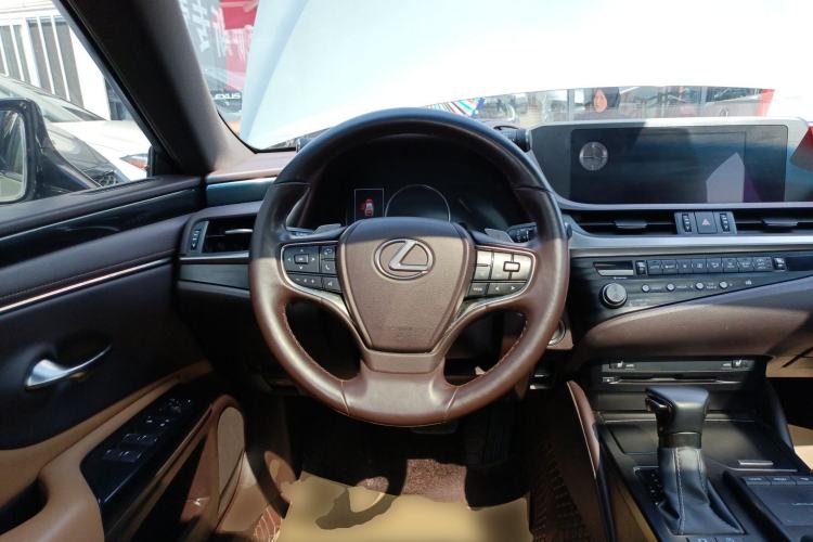 Used Lexus ES 2020 200 Excellence Edition Steering Wheel