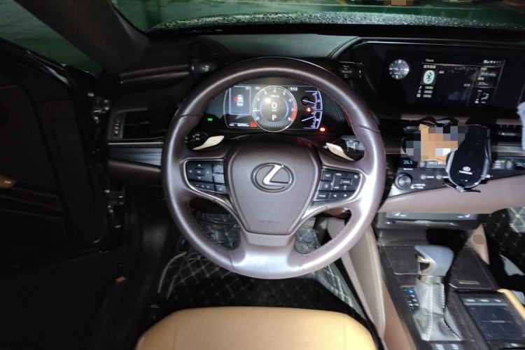 Used Lexus ES 2020 200 Excellence Edition Steering Wheel