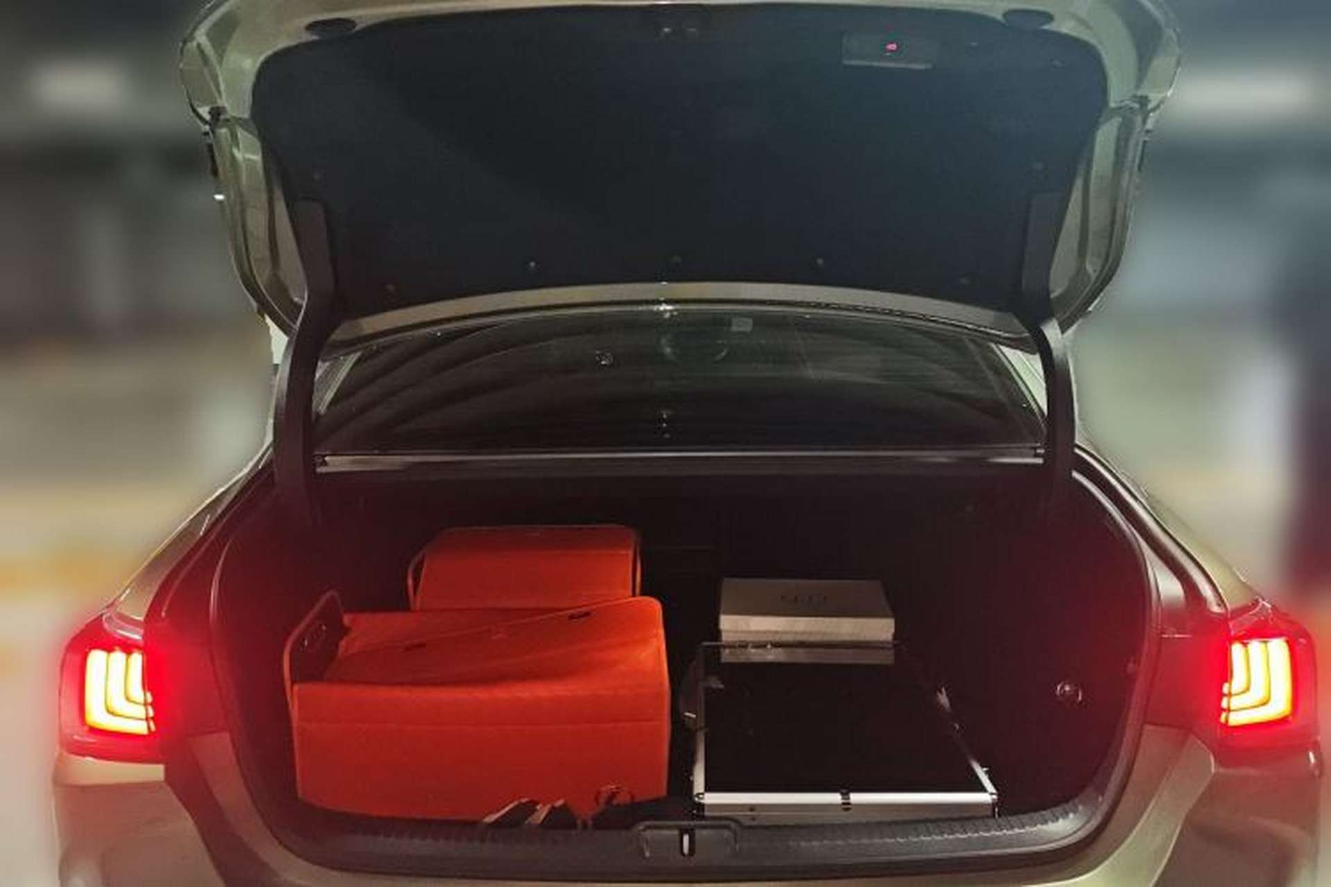 Used Lexus ES 2020 200 Excellence Edition Trunk