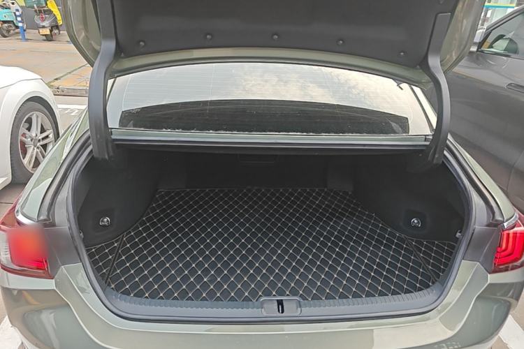 Used Lexus ES 2020 200 Excellence Edition Trunk