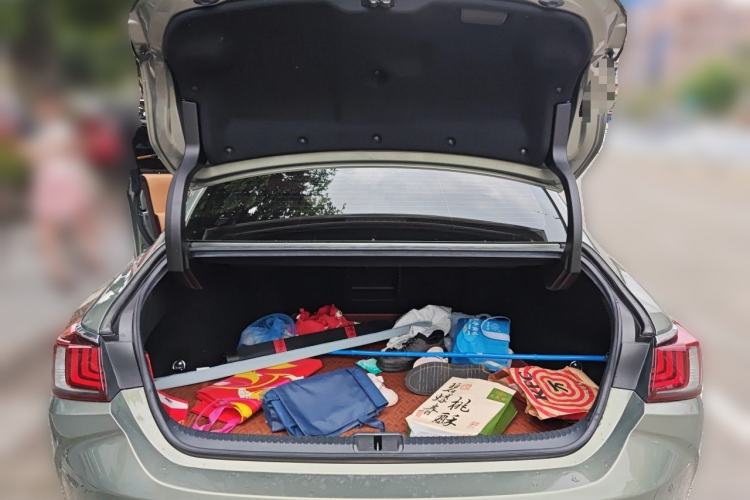 Used Lexus ES 2020 300h Premier Edition Trunk