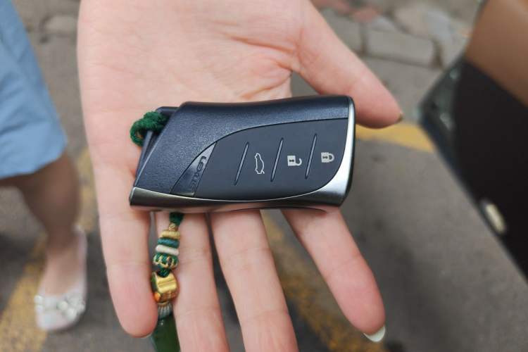 Used Lexus ES 2020 200 Excellence Edition Vehicle Key