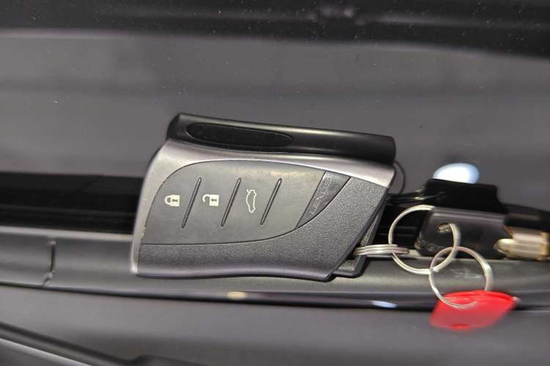 Used Lexus ES 2020 200 Excellence Edition Vehicle Key