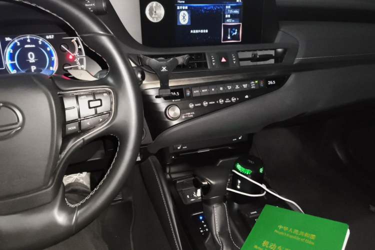 Used Lexus ES 2020 200 Excellence Edition Audio And AC Panel