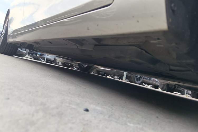 Used Lexus ES 2020 200 Excellence Edition Chassis Front Right