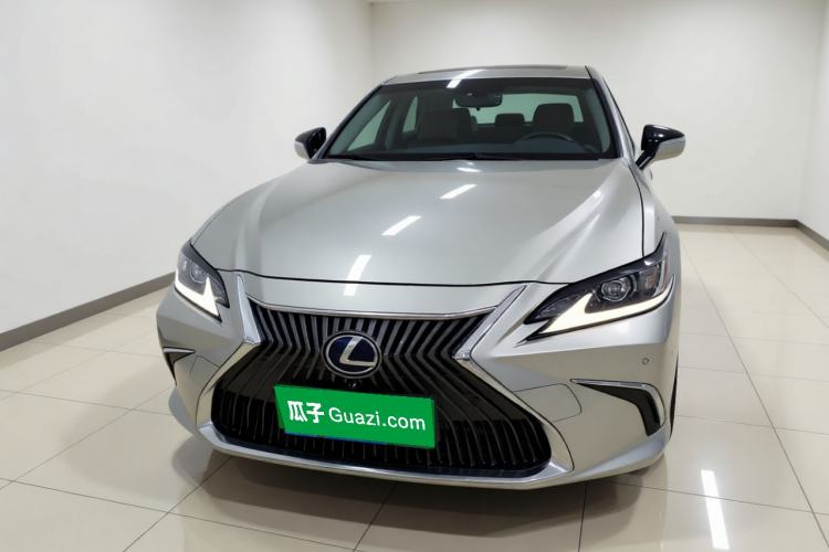 Used Lexus ES 2020 200 Excellence Edition Front