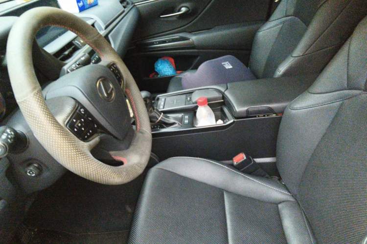 Used Lexus ES 2020 200 Excellence Edition Left Front Seat