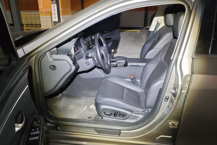 Used Lexus ES 2020 200 Excellence Edition Left Front Seat