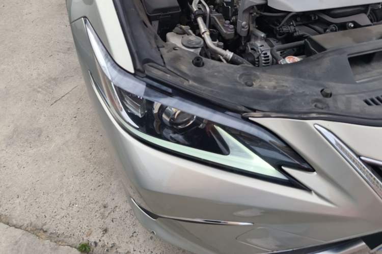 Used Lexus ES 2020 200 Excellence Edition Right Front Headlight