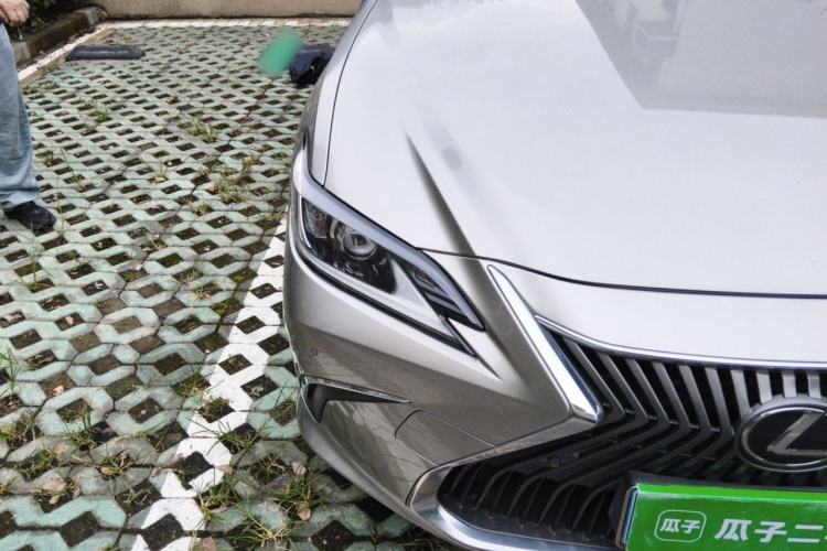 Used Lexus ES 2020 200 Excellence Edition Right Front Headlight
