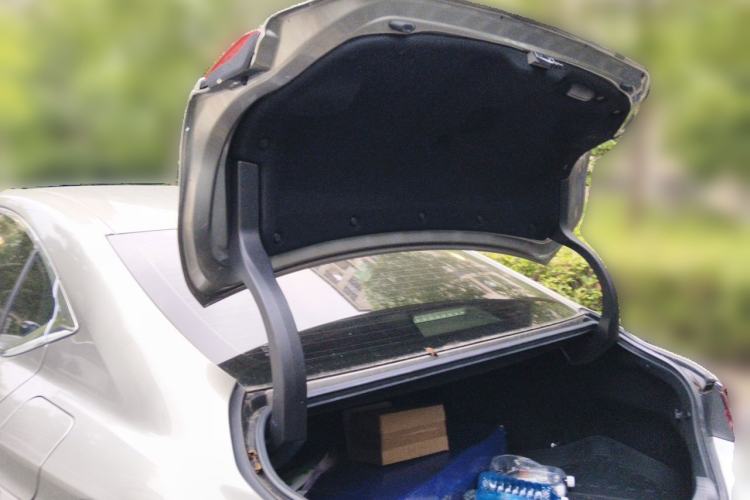 Used Lexus ES 2020 200 Excellence Edition Trunk