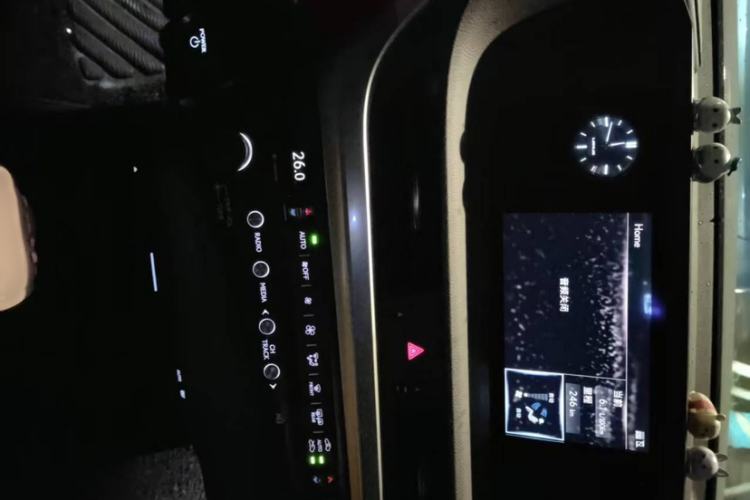 Used Lexus ES 2020 300h Premier Edition Exterior 5