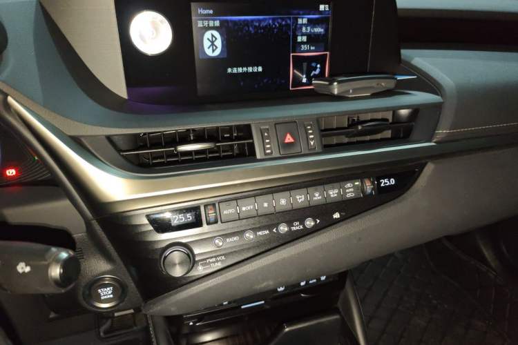 Used Lexus ES 2020 200 Luxury Edition Audio And AC Panel
