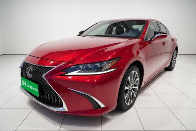 Used Lexus ES 2020 300h Premium Edition