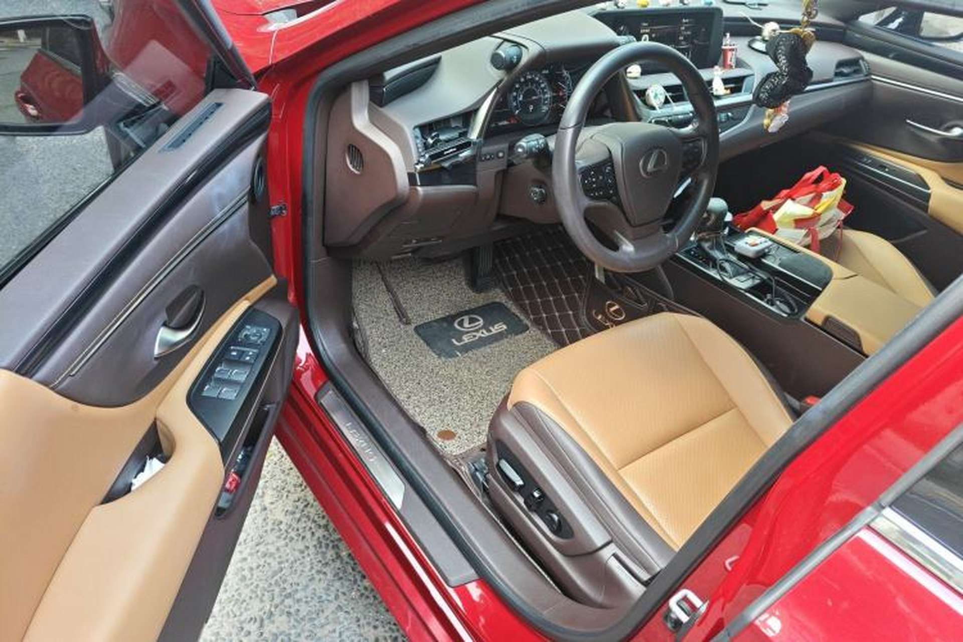 Used Lexus ES 2020 200 Excellence Edition Driver Seat