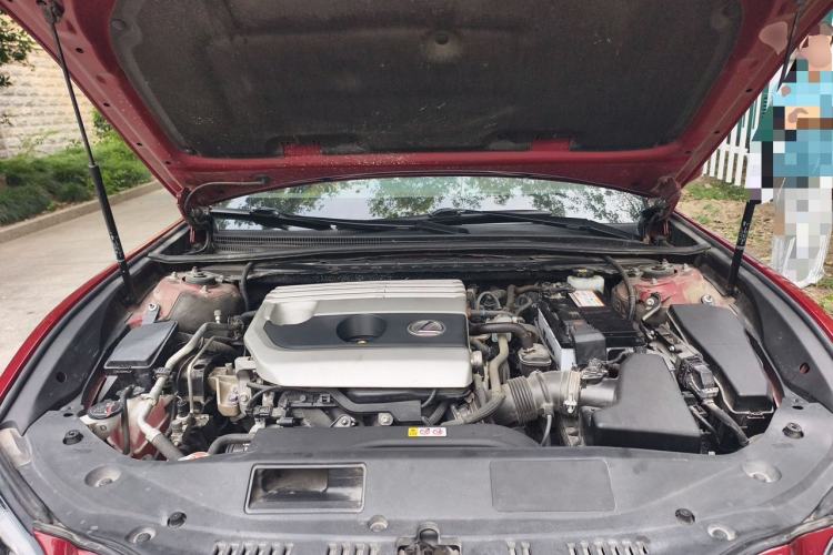 Used Lexus ES 2020 200 Excellence Edition Engine Bay
