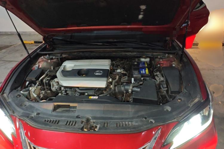 Used Lexus ES 2020 200 Luxury Edition Engine Bay