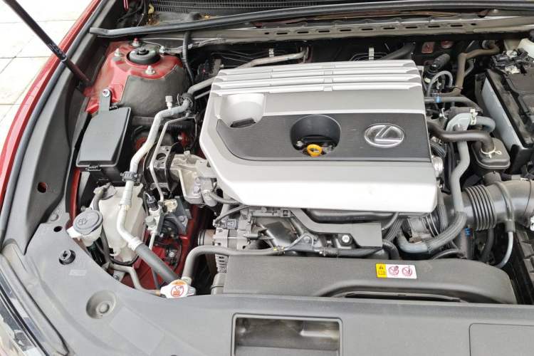 Used Lexus ES 2020 200 Excellence Edition Engine Bay Right