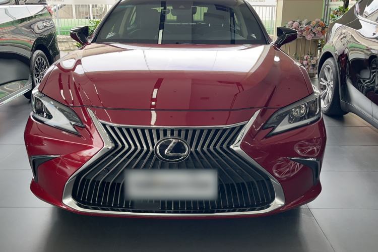 Used Lexus ES 2020 200 Excellence Edition Exterior 1