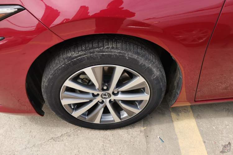 Used Lexus ES 2020 200 Excellence Edition Exterior 4
