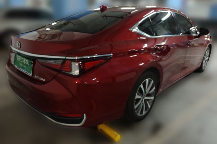 Used Lexus ES 2020 200 Luxury Edition Exterior 5