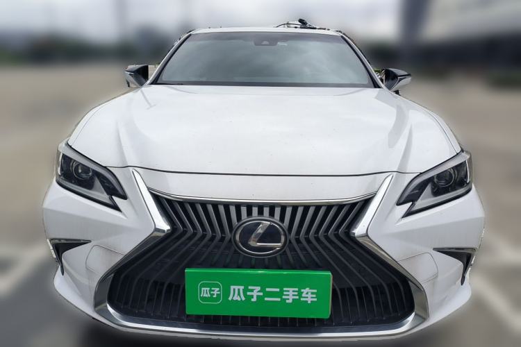 Used Lexus ES 2020 200 Excellence Edition Front