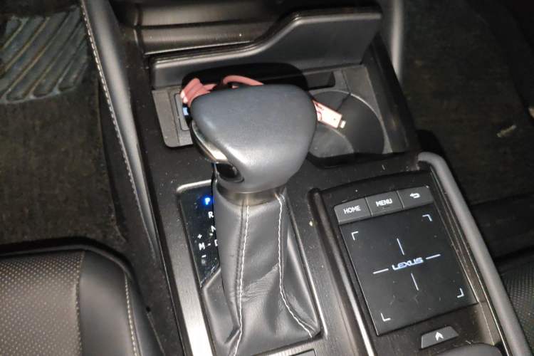 Used Lexus ES 2020 200 Excellence Edition Gear Lever
