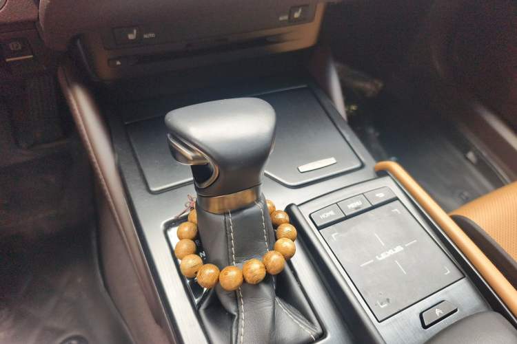 Used Lexus ES 2020 200 Excellence Edition Gear Lever